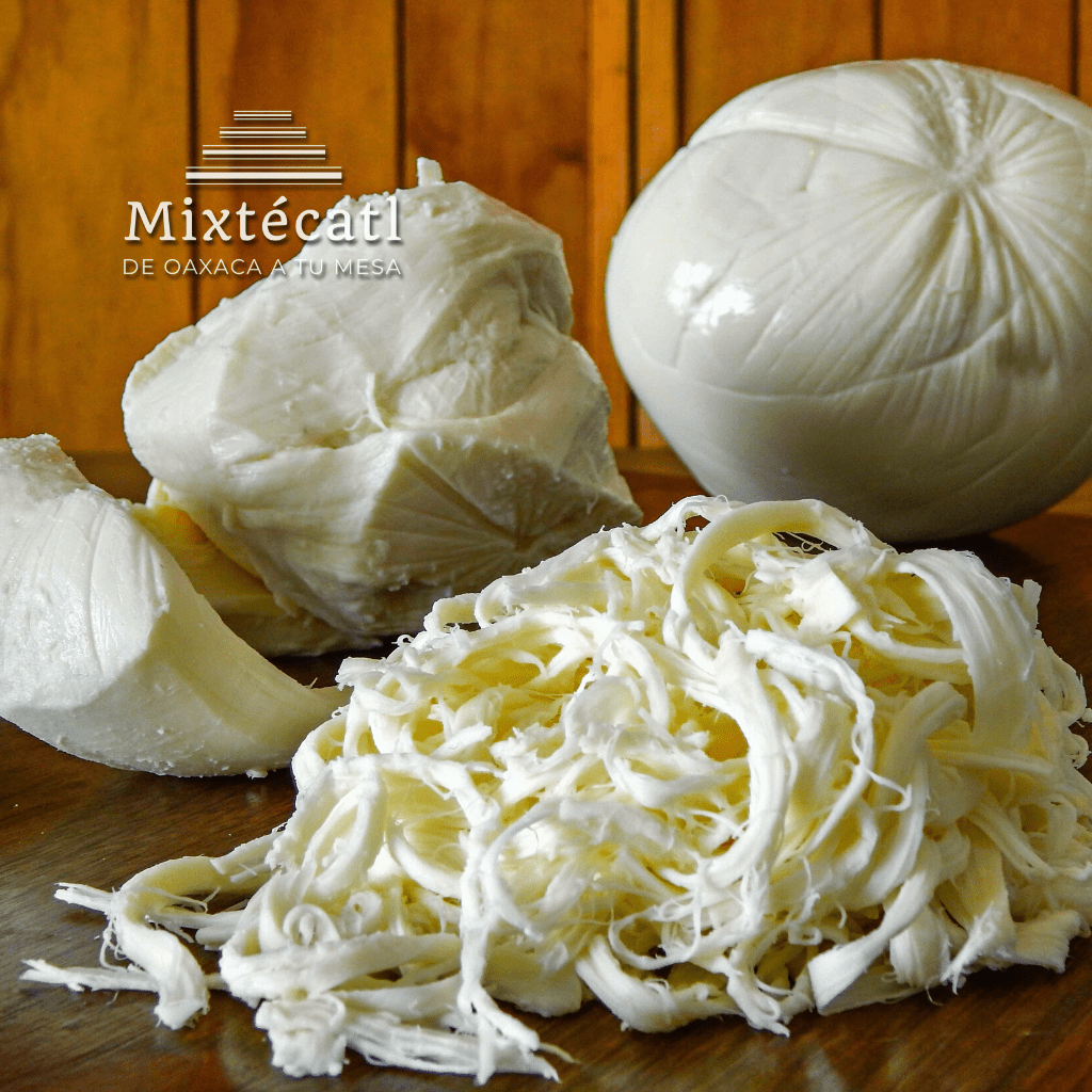 Se llama Quesillo. No, Queso Oaxaca ;) Mixtécatl